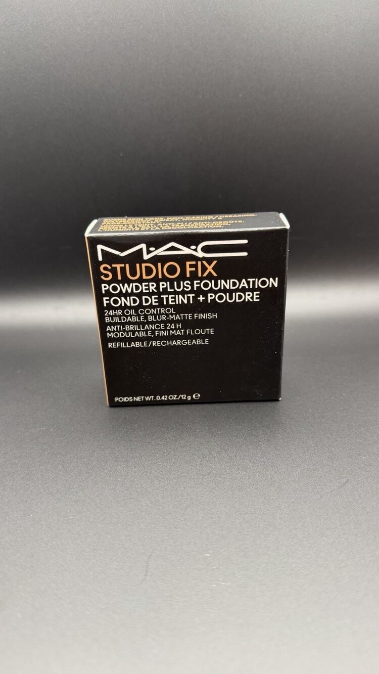M.A.C Studio Fix Powder Plus Foundation 24HR Oil Control - NW25 - 0.42oz/12g-NIB